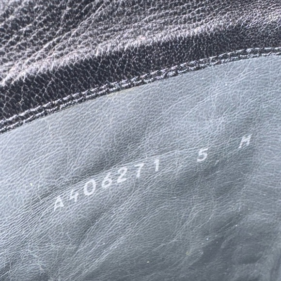 Stuart Weitzman black boots size 5 woman - Picture 15 of 16